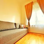Central Spacious Flat